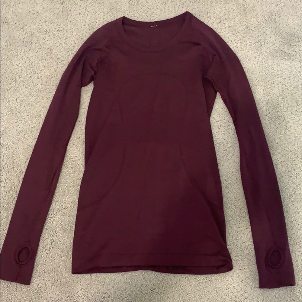 Size 2 lululemon long sleeve workout shirt